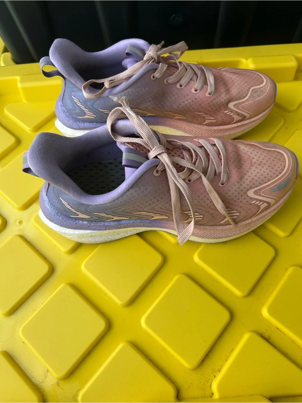 Women’s Lavender Athletic Sneakers - Comfortable Everyday Shoes